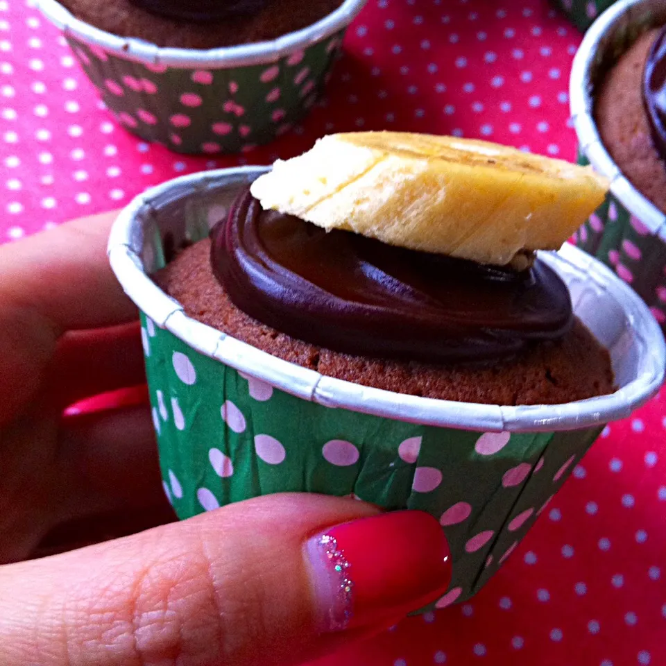 Chocolate & banana cupcakes|Trish Wongさん