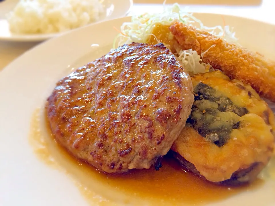 日常ガスト昼飯🍴|ジュンコ バイヤーさん