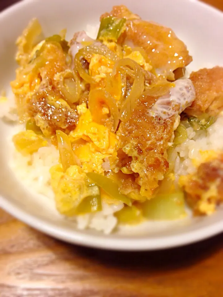 チキンカツ丼😍|さくたえさん