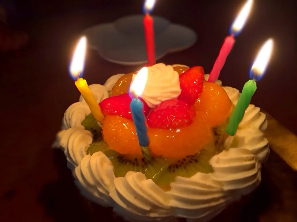 Snapdishの料理写真:誕生日ケーキ|はるえみさん