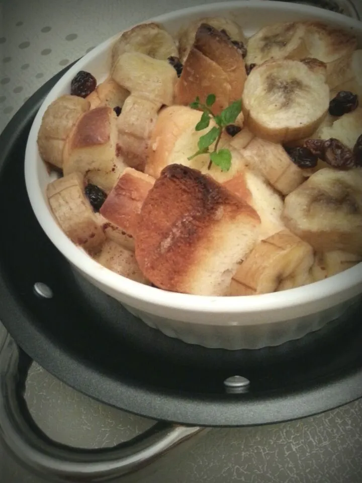 Snapdishの料理写真:Banana Bread Pudding|jineeさん