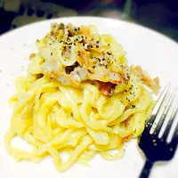 Snapdishの料理写真:手打ちパスタのなんちゃってカルボナーラ|Haruna  Endoさん