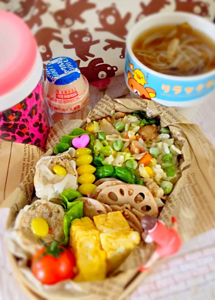 Snapdishの料理写真:自家製チャーシュー野菜炒飯＆おから焼売お弁当♪|桃実さん