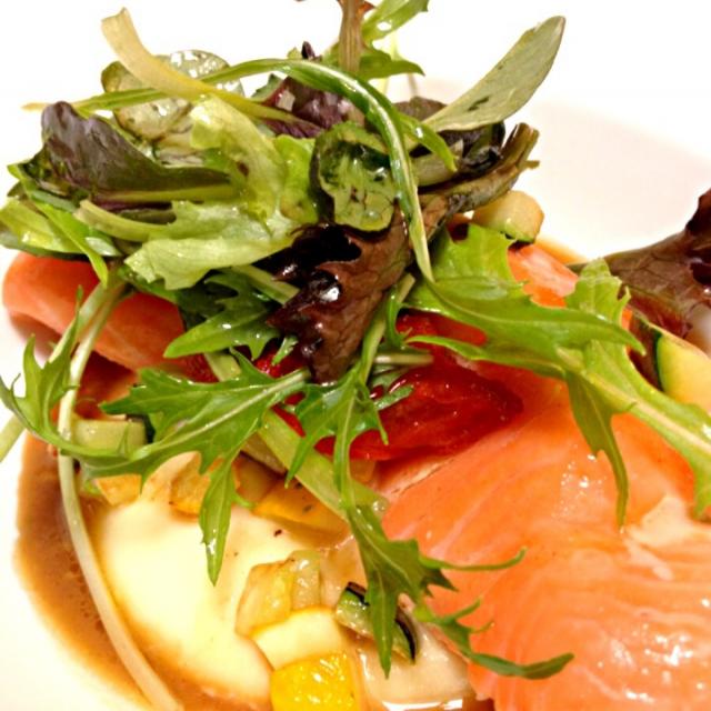 Slow cooked ocean troutparsnip pur ezucchini and chicken jus/12Dragon