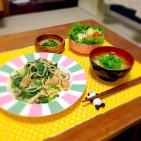 Snapdishの料理写真:ほうれん草豆乳パスタ。|ねね子さん