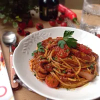 Spaghetti with cuttlefish and tomato sauce/甲イカトマトソースのパスタ