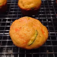 Tiny carrot zucchini muffin|Jennifer Strzelczykさん