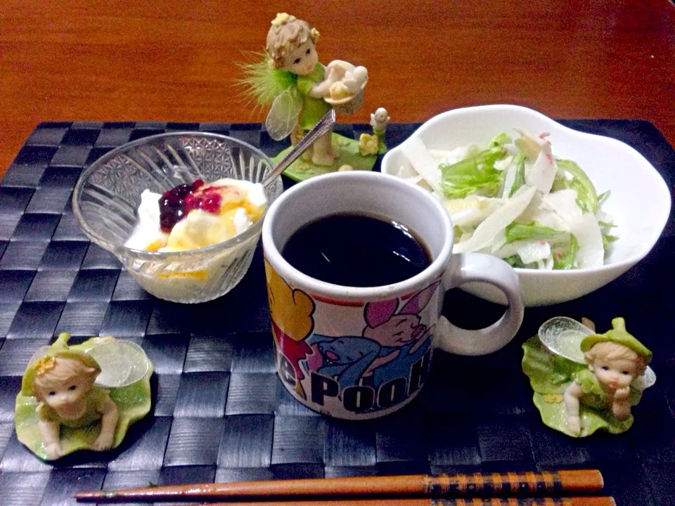 ☕️大根コールスロー＆水切り蜂蜜ベリーヨーグルト🍇🐝|マニラ男さん