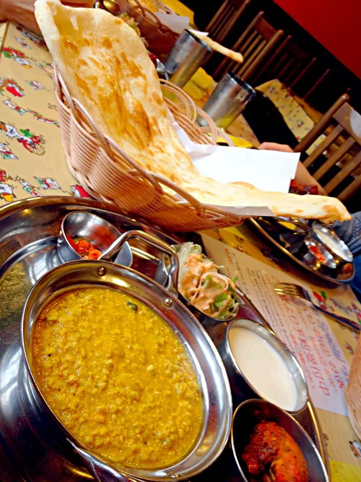 妹と甥っ子とカレーランチ👳🍛|ちーねーさん