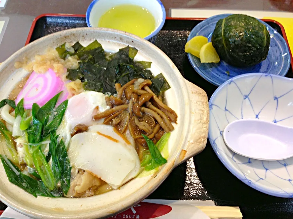 鍋焼きうどん&めはり寿司|きゅうさん