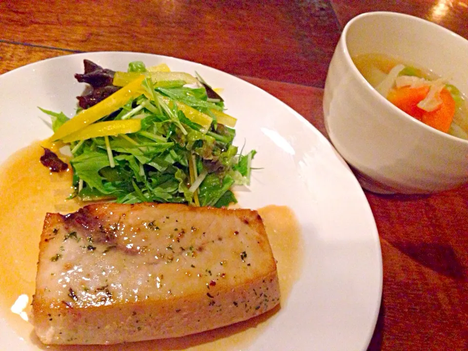 メカジキのレモンバター醤油とポトフ|とめっこさん