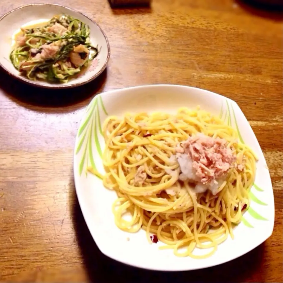 大根おろしとツナのペペロンチーノ。気持ち程度にお野菜。|ひぐゆんさん