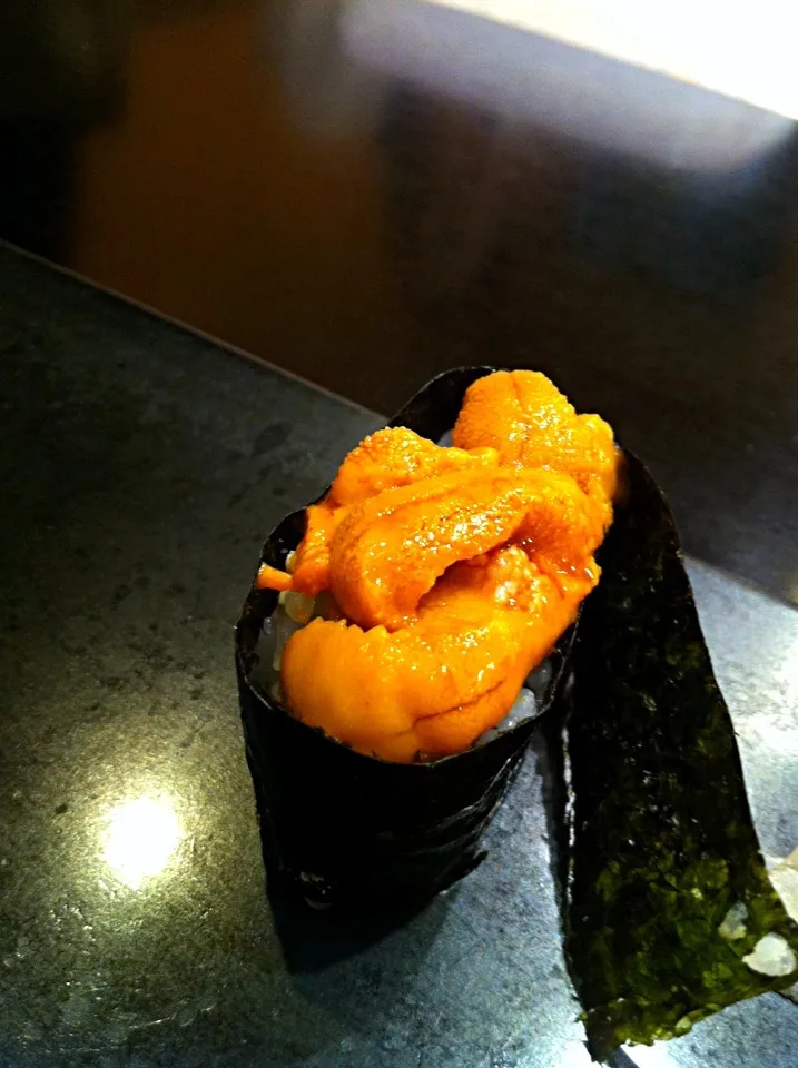 Sea urchin sushi|love juanさん