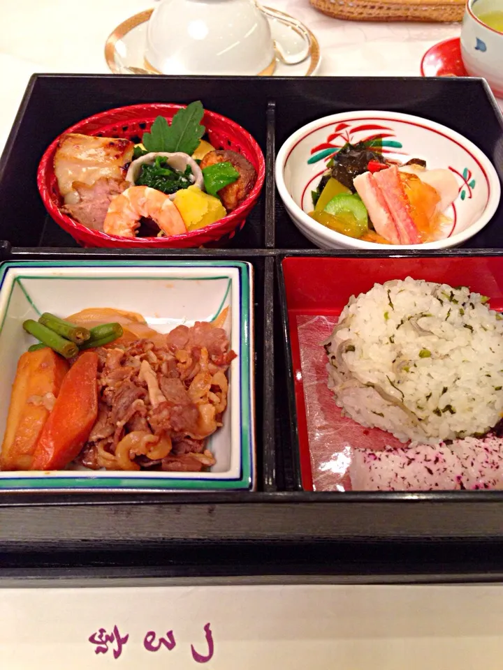 つる家さんのお弁当|ごはんできたよ〜さん