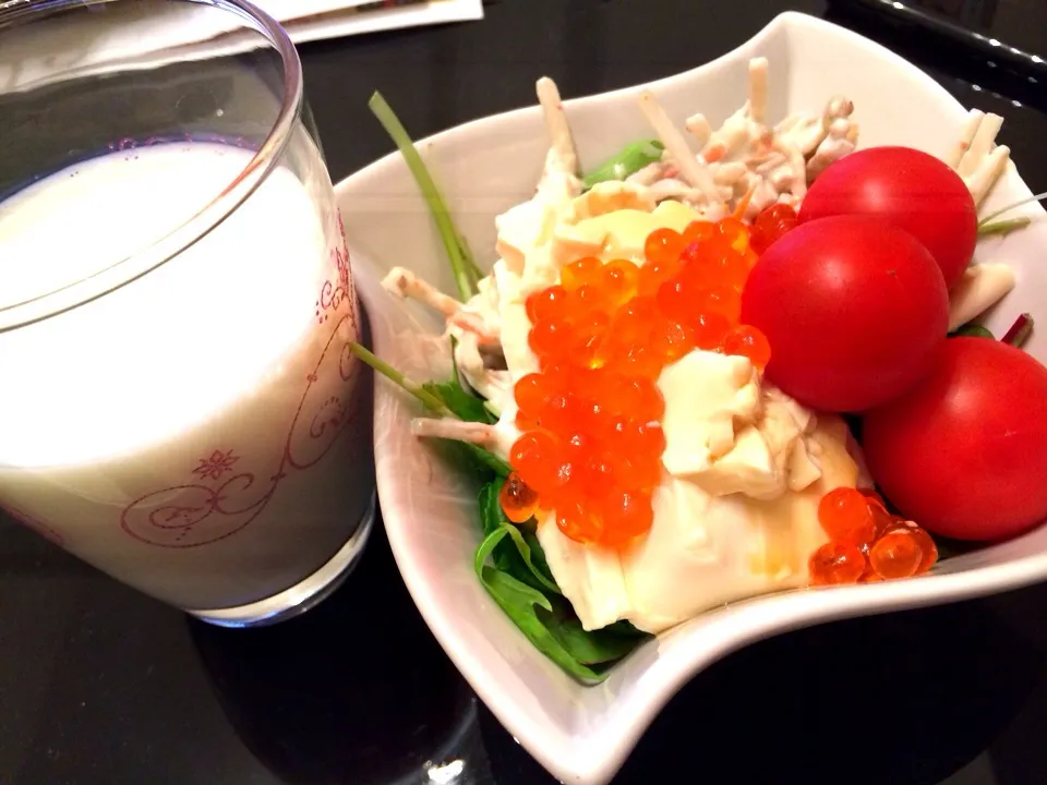 あり合わせサラダの朝食♪|美香さん