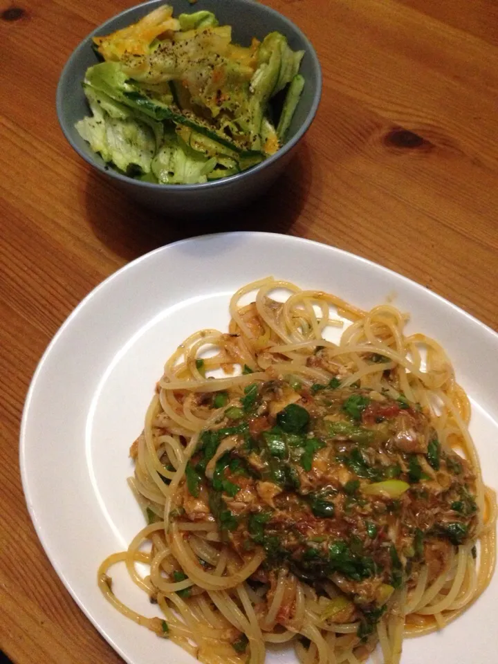 Snapdishの料理写真:鯖缶でトマトパスタ|myuさん