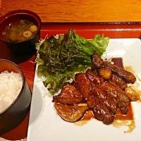 Snapdishの料理写真:大とんてき定食|Akira Kurodaさん