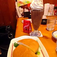 Snapdishの料理写真:Hanburgee!!|Antonio Chinenさん