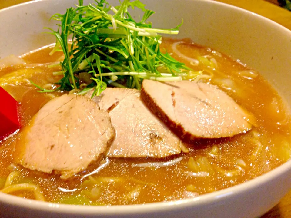 濃厚醤油ラーメンで夕食🍜🍜|かずみさん