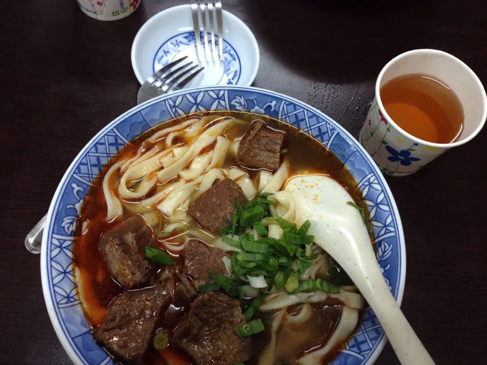 Taiwanese beef noodles|hurul | 후룰さん