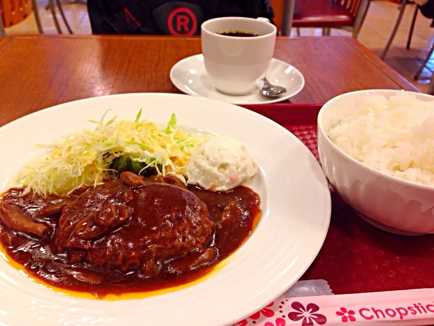 ハンバーグとライス|カリヤ レイイチロウ。さん