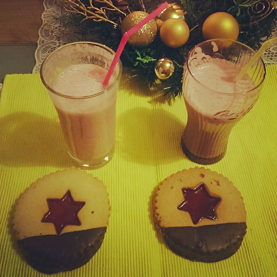 Raspberry Jogurt Shake + Xmas Cookie|Odnoさん