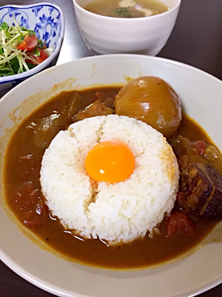 玉ねぎ丸ごと入りカレー|ままぞうさん