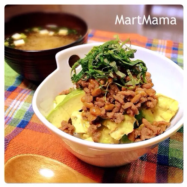 Snapdishの料理写真:簡単♡納豆肉味噌丼|恭子さん