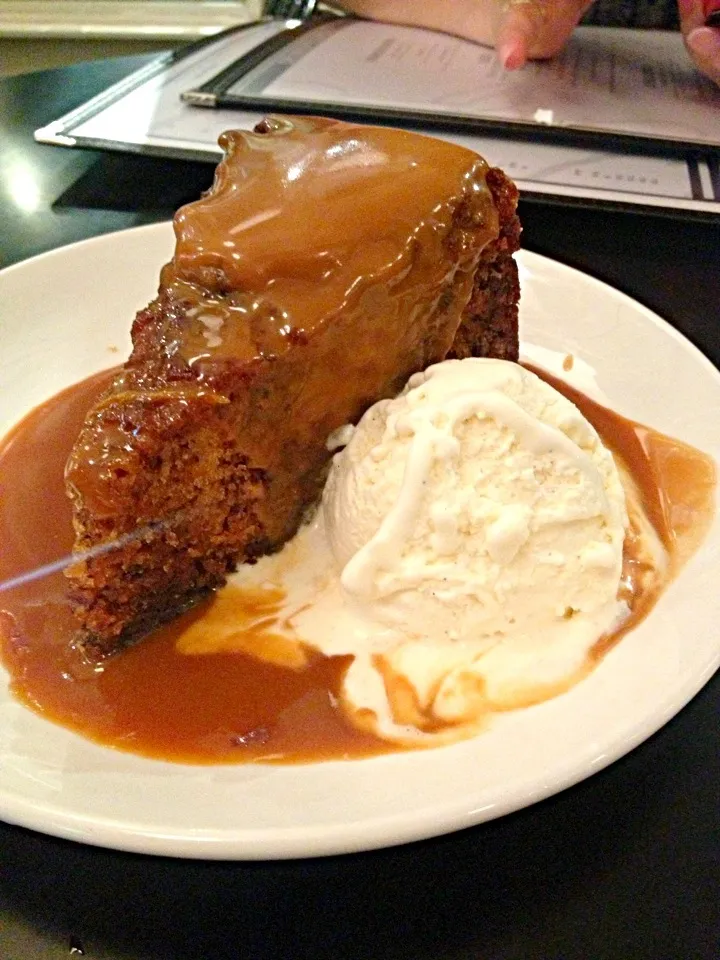 Snapdishの料理写真:AMAAAZZING BANANA BUTTERSCOTCH DESSERT!|cherreさん