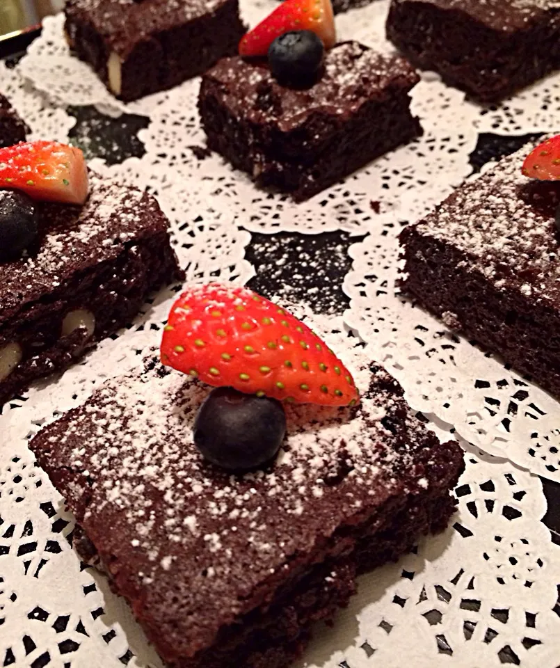 Chocolate & macadamia nut brownie|12Dragonさん