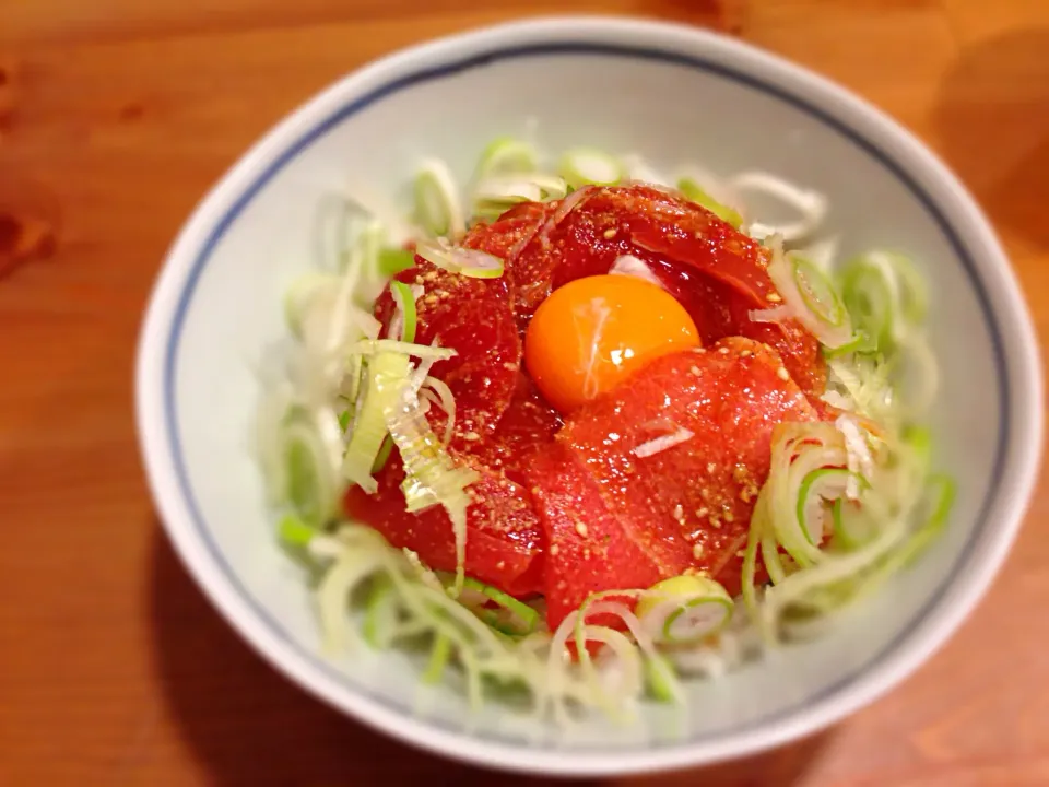 Snapdishの料理写真:マグロユッケ丼|うーちゃんさん