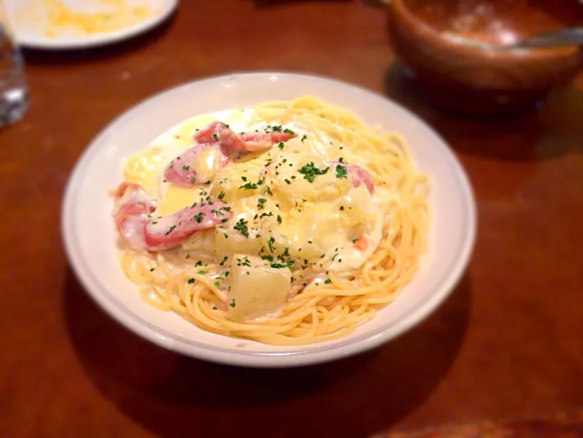 ソーセージとポテトのホワイトソースパスタ|meerucaさん