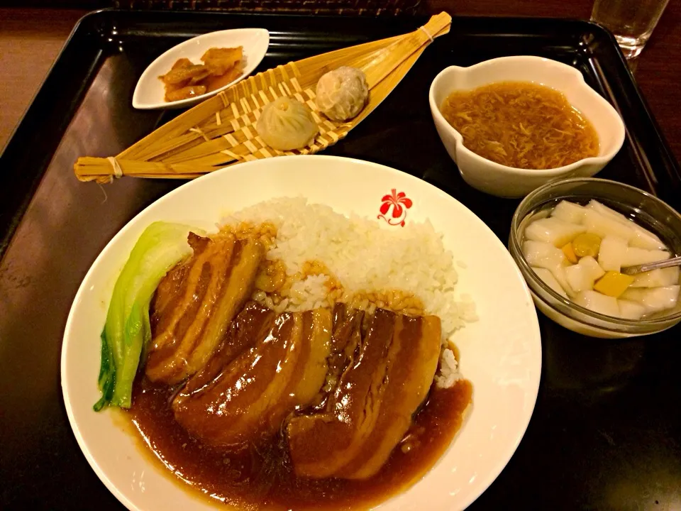 中華街の😍豚角煮定食💕✨|may☆chanさん