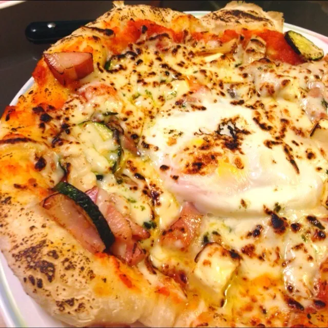 Yukaさんのコネない生地でピザ🍕激リピだよ〜✨|ベルさん