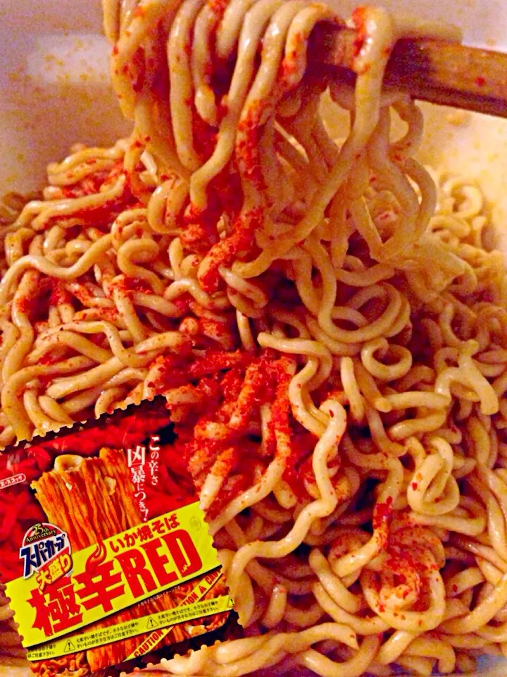 Midnight Spicy fried noodle🔥深夜の激辛焼きそば〜ん|🌈Ami🍻さん