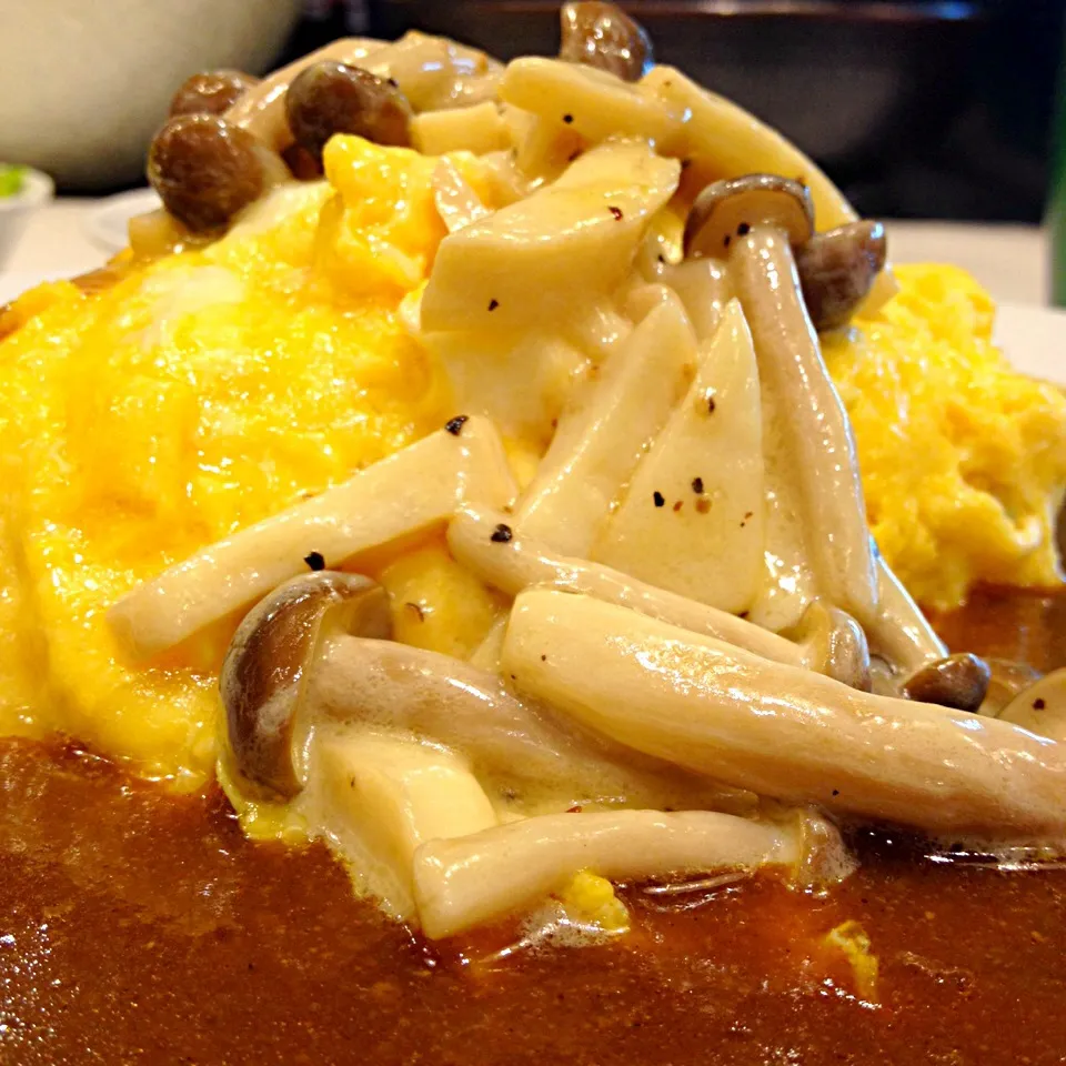 Snapdishの料理写真:Curry with cream cheese mushroom|MIDORI MIMIさん