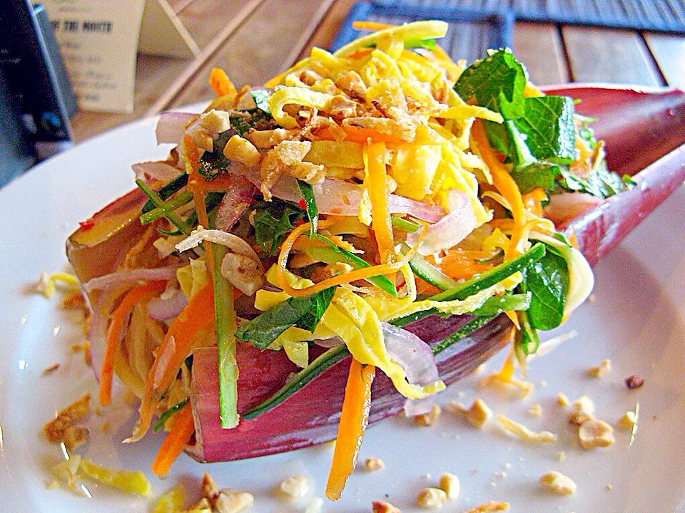 Snapdishの料理写真:Philippines appetizer recipes BANANA FLOWER SALADS|Aparicio Cenia Teofiloさん