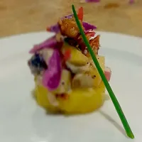 Grilled Jerk Chicken Pineapple Canape w Red Cabbage Slaw|Kevinさん