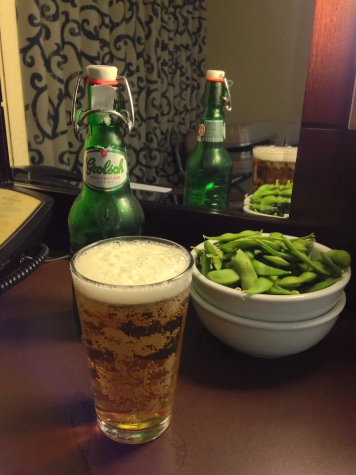 Grolsch and Edamame|PegaOさん