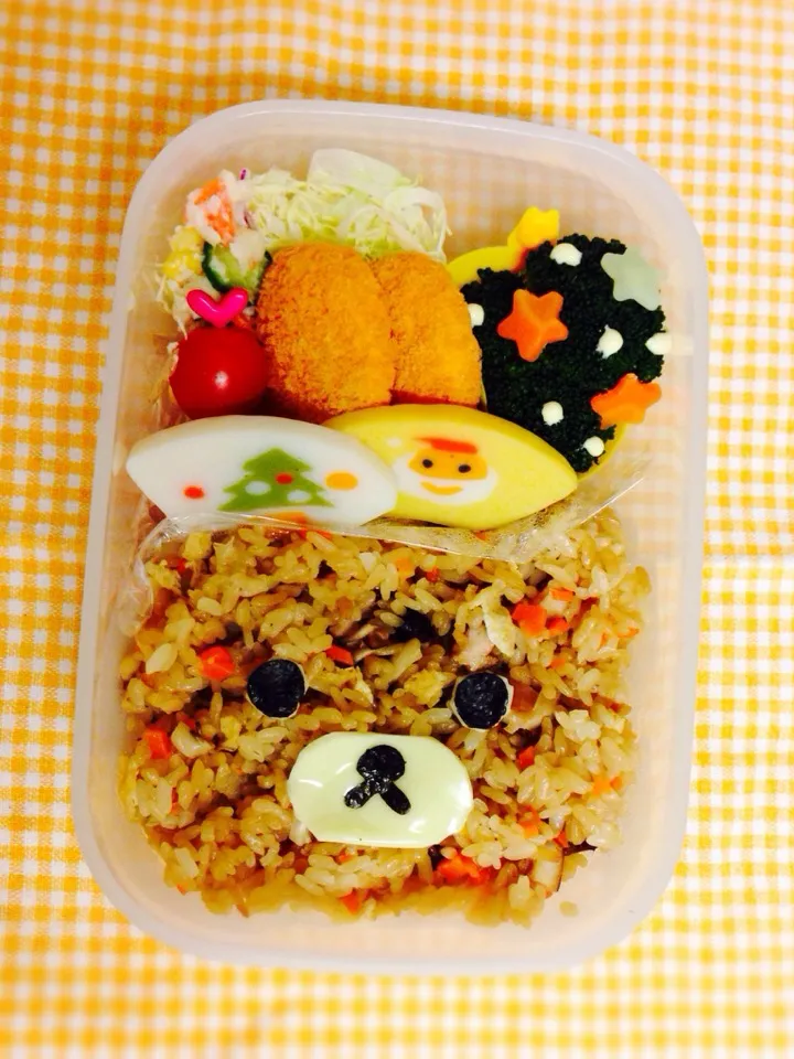 Snapdishの料理写真:炊き込みご飯でリラックマ☆パパ弁当☆|ゆかさん