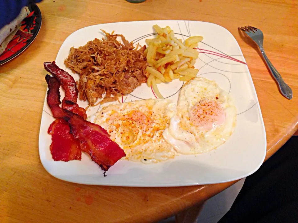 Pernil eggs bacon and potatoes|Rafael Pachecoさん