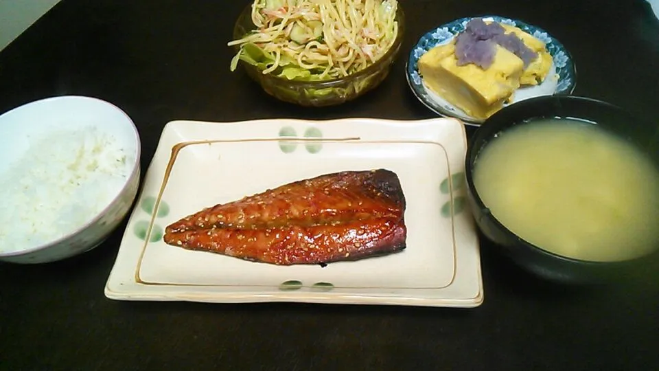 Snapdishの料理写真:鯖みりん　サラスパ　大根と豆腐の味噌汁　だし巻き卵|のりこさん