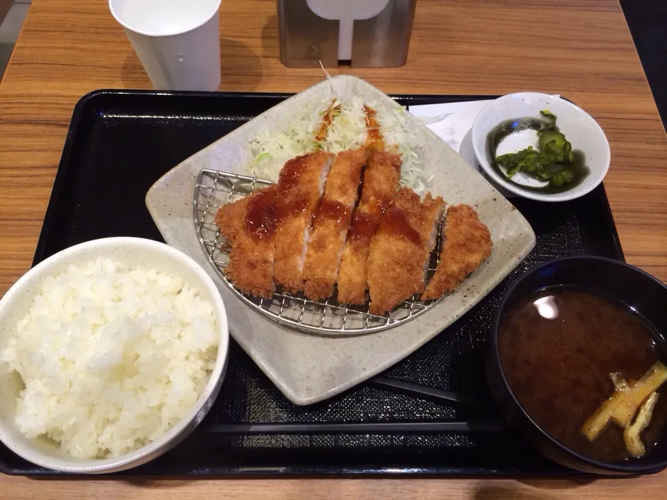 トンカツ定食|アクちゃんさん