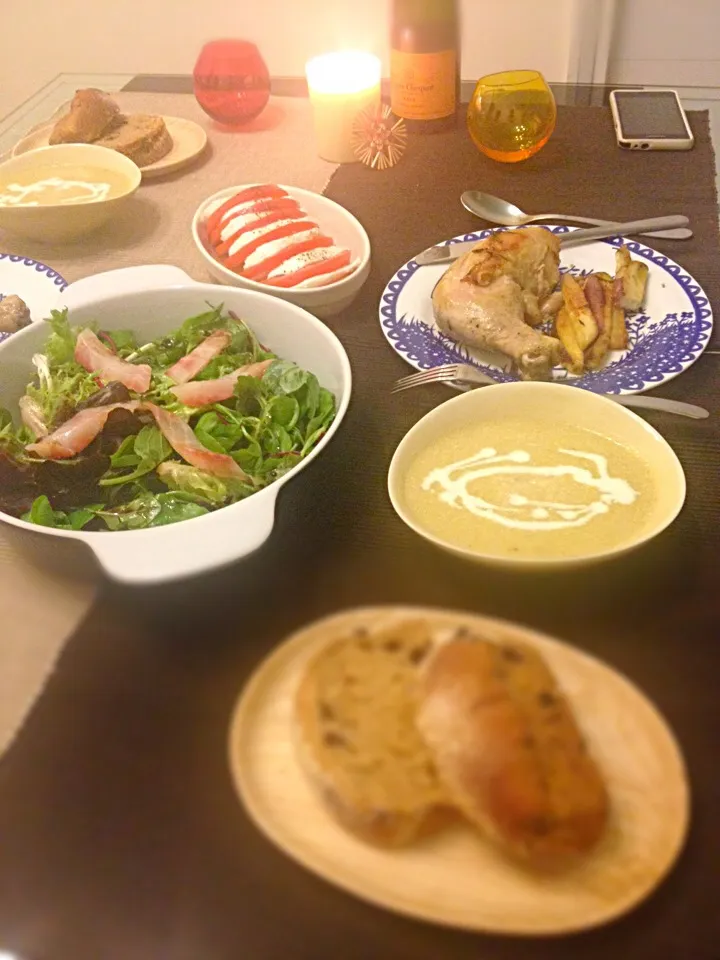 chicken confit, courgette soup, mozzarella tomato, balsamic Salad|mmさん