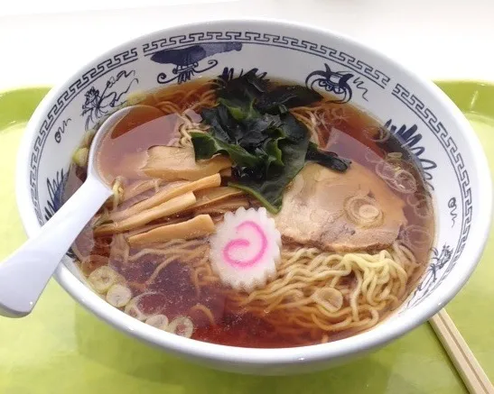 昼餉。鮫洲試験場内食堂の醤油ラーメン|Ozzyさん