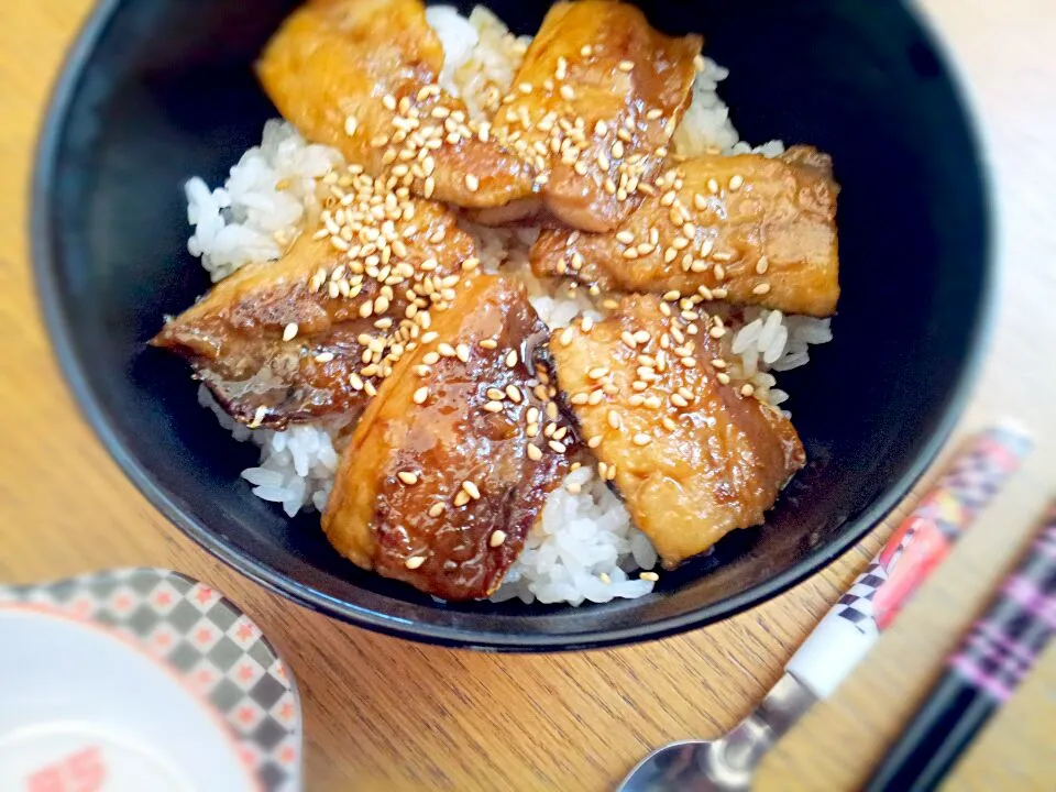 さんまの蒲焼丼|まやんさん