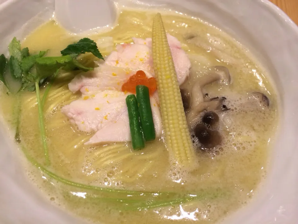 銀座 篝(かがり)の鶏白湯SOBA|juneshunさん