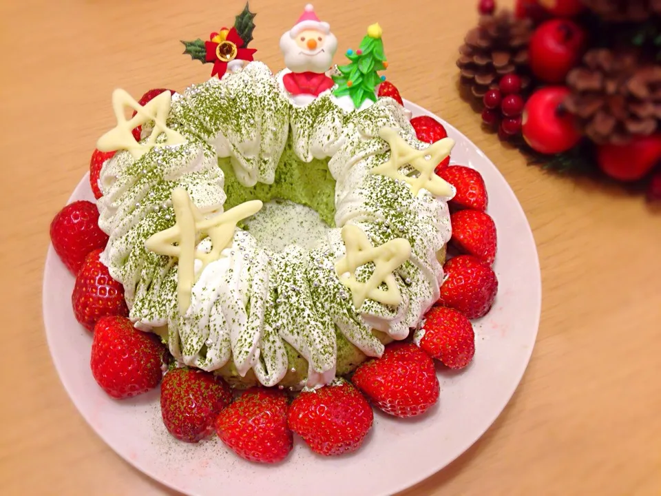 Snapdishの料理写真:クリスマスリースのケーキ♡|yuuumiさん