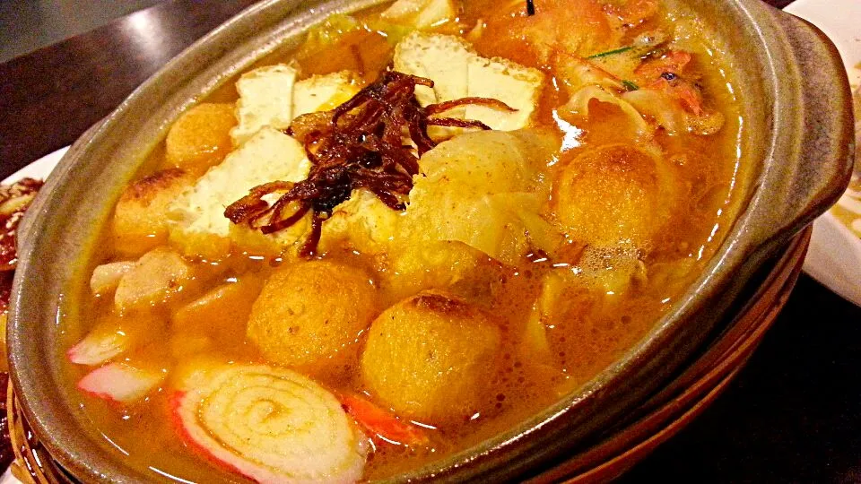 Tomyam seafood hotpot with stinky tofu|Velma Annさん