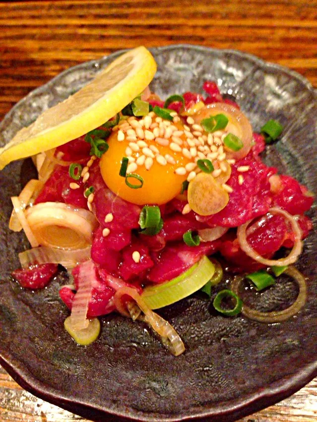 塩桜ユッケ in 横浜もつしげ|ふかちんさん